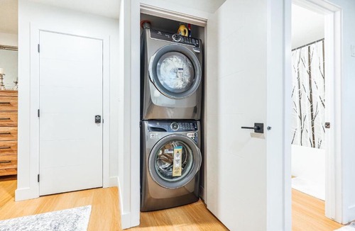 Southwest Edmonton Apartment | Executive Basement suite