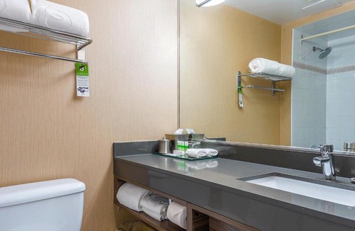 Coquitlam Hotel | Executive Plaza Hotel & Conference Centre, Metro Vancouver