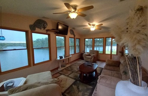 Ormond Beach House | Experience Ormond Beach living near Daytona Speedway
