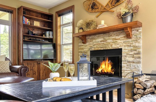 Mont-Tremblant Ski Chalet | Fabulous 4-bedroom chalet with AC in Mont-Tremblant