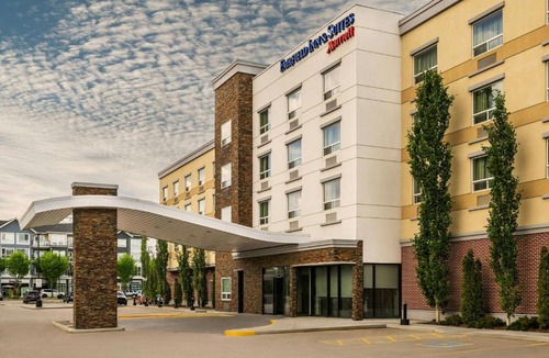 Griesbach Hotel | Fairfield by Marriott Edmonton North