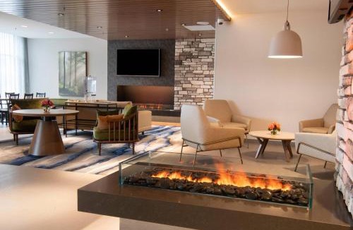 Edmonton International Airport Hotel | Fairfield by Marriott Edmonton International Airport