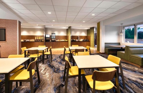 Moncton Hotel | Fairfield Inn & Suites by Marriott Moncton