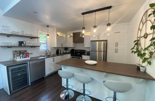 Georgeville Ski Chalet | Family chalet in the woods, rental 31 nights+, sleeps 12