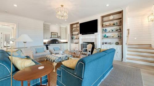 Debordieu Colony Villa | Fascinating Villa with Swimming Pool in Georgetown, South Carolina