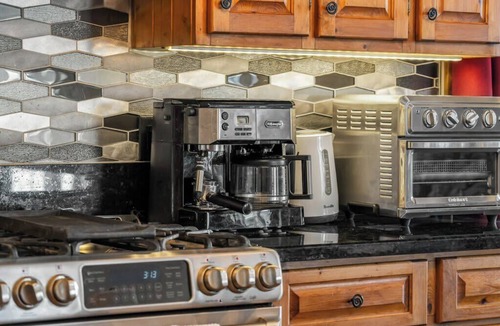 Sylvan Lake House | Fern & Pine | 4BR Retreat w/Games & Spacious Yard