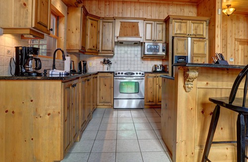 Mille-Isles Ski Chalet | Fiddler Lake Resort Chalet 47 Stag