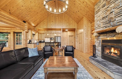Fiddler Lake Resort House | Fiddler Lake Resort - Rabbit 57