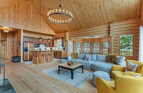 Fiddler Lake Resort House | Fiddler Lake Resort - Deer 87