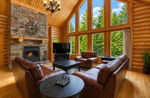 Fiddler Lake Resort Ski Chalet | Fiddler Lake Resort - Deer 48