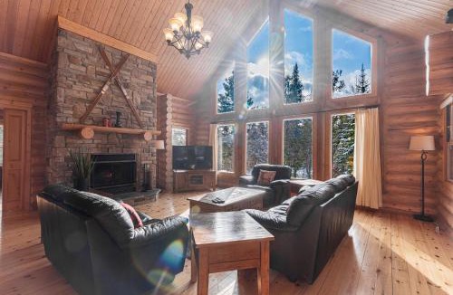 Fiddler Lake Resort Ski Chalet | Fiddler Lake Resort - Deer 61