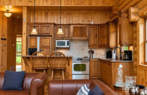 Fiddler Lake Resort Ski Chalet | Fiddler Lake Resort - Deer 79