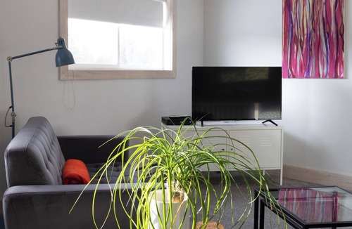 Clearwater Apartment | Fieldstone Guesthouse