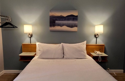 Smithers Hotel | Fireweed Motel