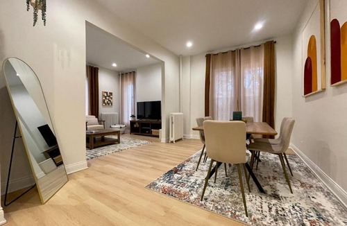 East Garfield Park Apartment | First floor Condo in Chicago