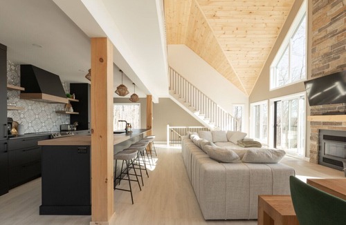Morin Heights House | Five bedroom in Canada, Morin-Heights