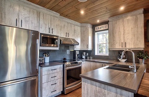 Saint Come Cottage | Formidable Waterfront Cottage - Serenity at its best!