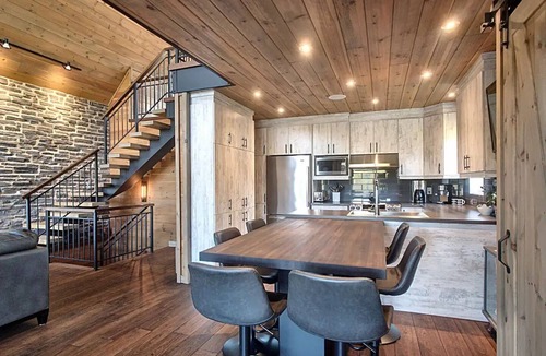 Saint Come Cottage | Formidable Waterfront Cottage - Serenity at its best!