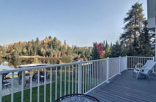 Saint Come Cottage | Formidable Waterfront Cottage - Serenity at its best!