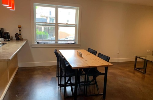 Halifax House | Full Apartment Steps from Chocolate Lake