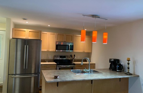 Halifax House | Full Apartment Steps from Chocolate Lake