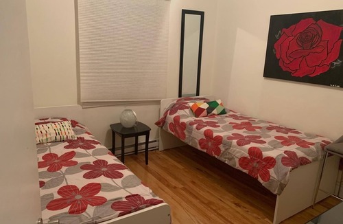 Cote-Des-Neiges—Notre-Dame-De-Grace Apartment | Fully Furnished Home for Your Perfect Getaway!