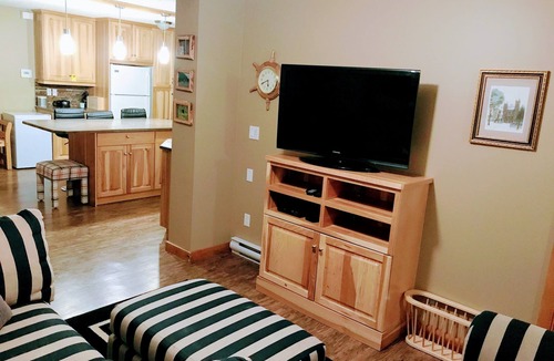 Windermere Condo | Fully Renovated Columbia Valley Lake Front Experience