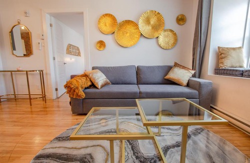 Plateau Mont Royal Apartment | GATSBY - SelfCheckIn - Rooftop - Terraces - St-Denis