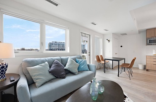 Downsview Condo | Getaway at Downsview Park- 2 BDR + 2.5 Bath