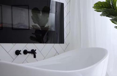 Beloeil House | Gite La Cache