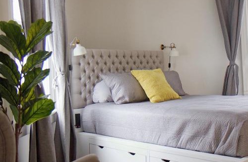 Beloeil House | Gite La Cache
