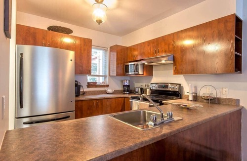 Mont-Tremblant House | Golf/Ski/Relaxing chalet directly on La Bete Golf