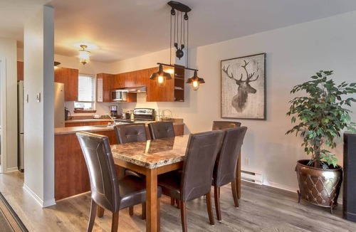 Mont-Tremblant House | Golf/Ski/Relaxing chalet directly on La Bete Golf