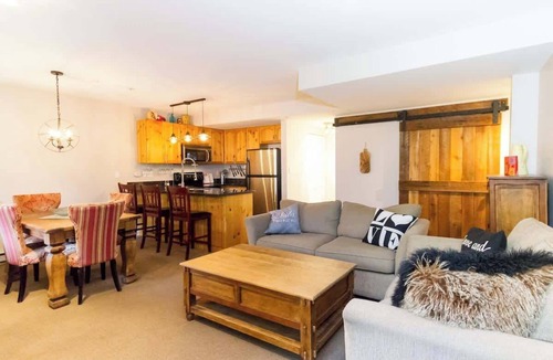 Village North Condo | Gorgeous 2 Bed, Village location, Shared Hot Tub