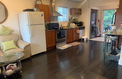 Hastings House | Gorgeous 4-bedroom house in Vancouver perfect for your getaway