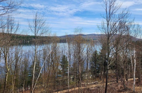 Ayers Cliff Condo | Gorgeous View on the lake ! Lots of Space! Lake Access