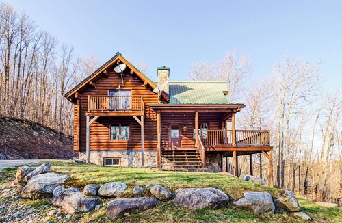 Labelle Ski Chalet | GRAND DUC - 5 BR /Spa /Mont Tremblant area