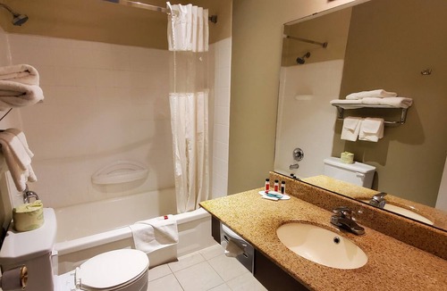 Grand Forks Hotel | Grand Forks Inn