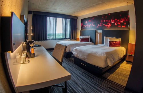 Drummondville Hotel | Grand Times Hotel Drummondville
