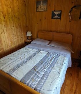 Riviere Eternite House | Grangette Entre Chiens et Loups