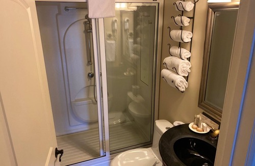 Moose Jaw Hotel | Grant Hall Hotel