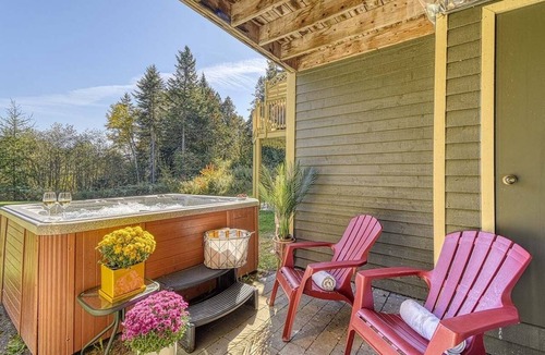 Mont-Tremblant Ski Chalet | ★Great location! Chalet on The Golf w Pool Table ★