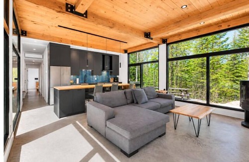 Les Eboulements House | Hôtel à la maison - Valbois, spa et nature