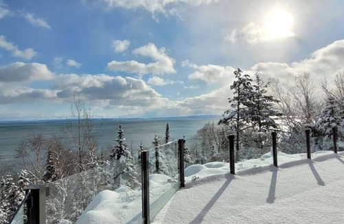 La Malbaie House | Hôtel à la maison - Le Phare d'Irène spa et fleuve