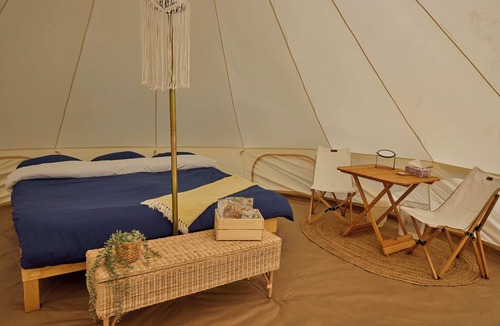 Rawdon Hotel | Hôtel UNIQ - Forêt Ô Cascades - Tentes Glamping