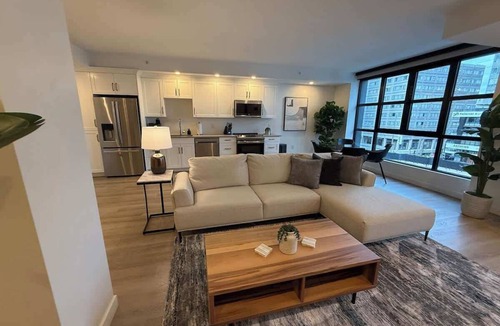 Downtown Halifax Apartment | Halifax Waterfront 2 BR and 2 Bath with 6 appliances