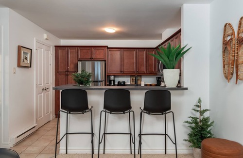 Saint-Faustin-Lac-Carre Condo | Halte MB2 — Terrace, Pool, Lake & Hiking
