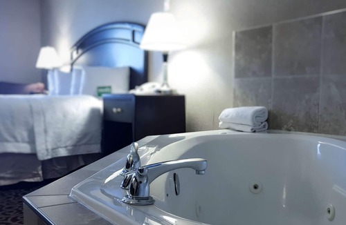 Leduc Hotel | Hampton Inn & Suites by Hilton Edmonton Intl Airport