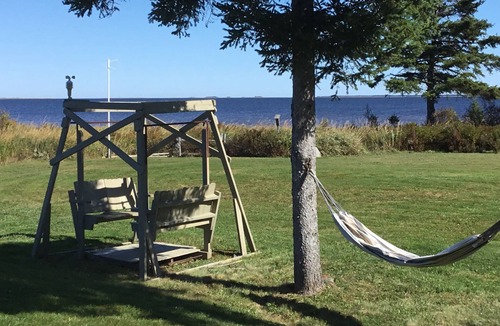 Acadian Coastal Drive Cottage | Happy Beach Housen