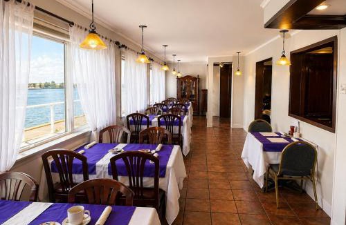 Sydney Hotel | Harbourview Inn, SureStay Collection by Best Western